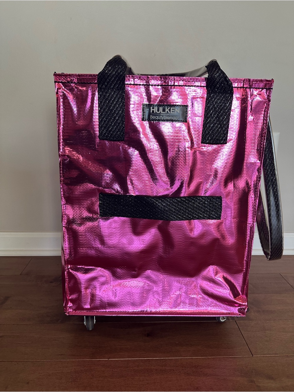 Hulken x Beautyblender Medium Metallic Hot Pink Rolling Tote